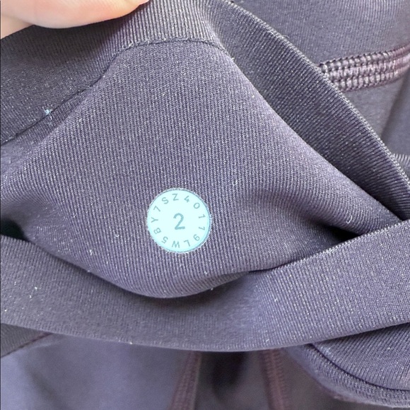 Lululemon Time To Sweat 7/8 Tight 25" Plum Shadow Size 2 - Picture 10 of 10